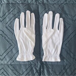ɴᴡᴏᴛ White Overnight Moisturizing Glove Sets🧤